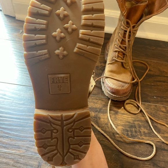 FRYE Owen Leather Lace Up Boots - Picture 5 of 6